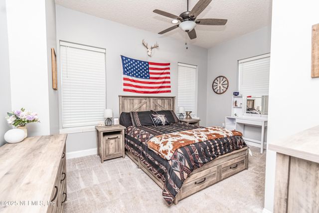 14157 GLEN FARMS Drive, Glen St. Mary, FL 32040