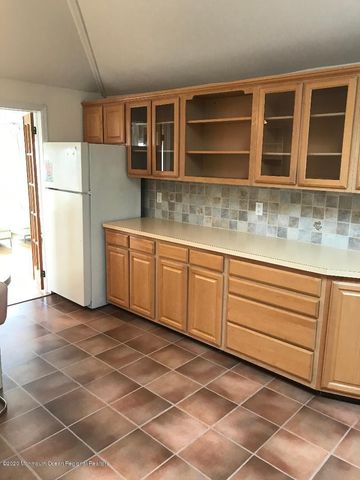 3 Cedar Avenue upstairs, Long Branch, NJ 07740