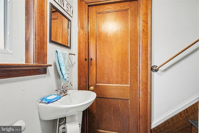 103 S MAIN ST, Dover, PA 17315