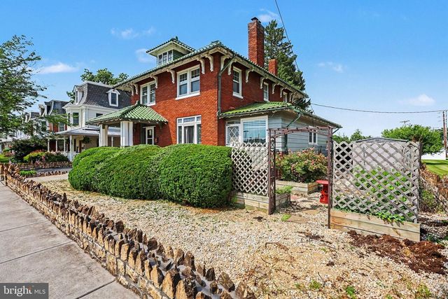 103 S MAIN ST, Dover, PA 17315