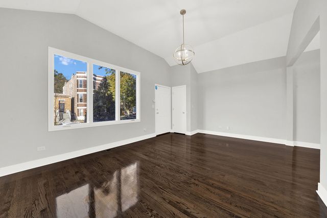 2257 S Avers Avenue, Chicago, IL 60623