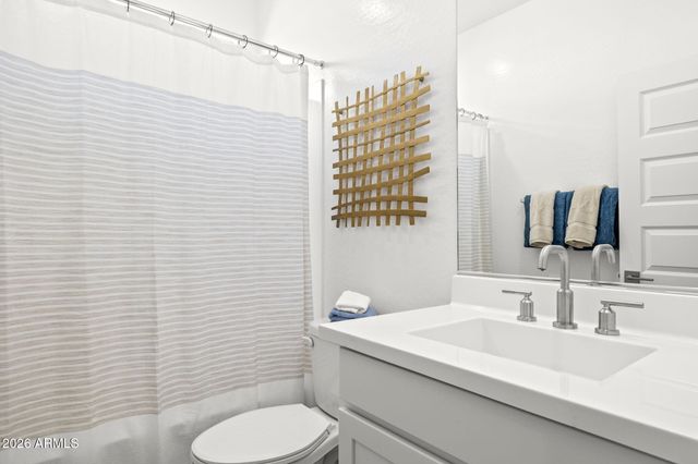 6802 W Spur Drive, Peoria, AZ 85383