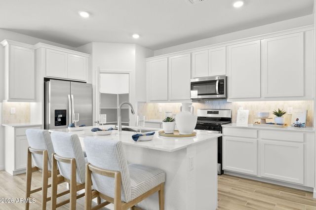 6802 W Spur Drive, Peoria, AZ 85383