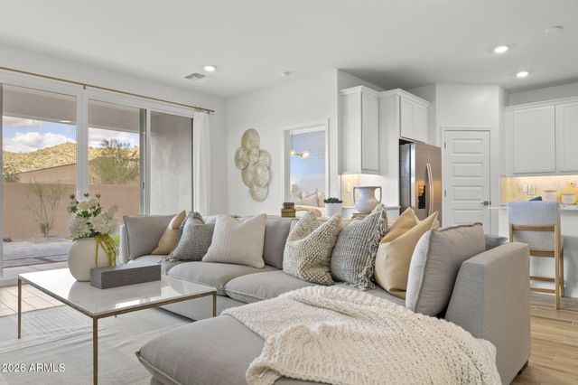 6802 W Spur Drive, Peoria, AZ 85383