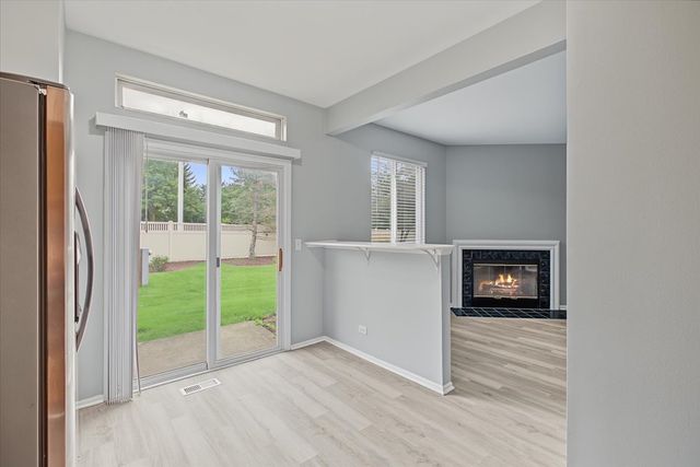 1108 Grand Lake Court 1108, Naperville, IL 60540