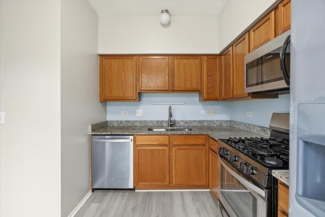 1108 Grand Lake Court 1108, Naperville, IL 60540