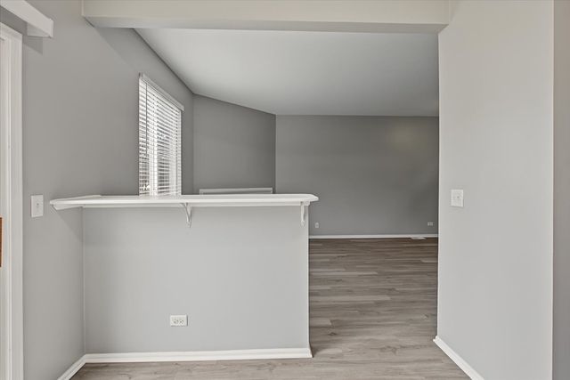 1108 Grand Lake Court 1108, Naperville, IL 60540