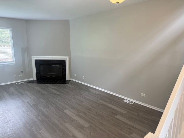 1108 Grand Lake Court 1108, Naperville, IL 60540