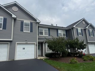 1108 Grand Lake Court 1108, Naperville, IL 60540