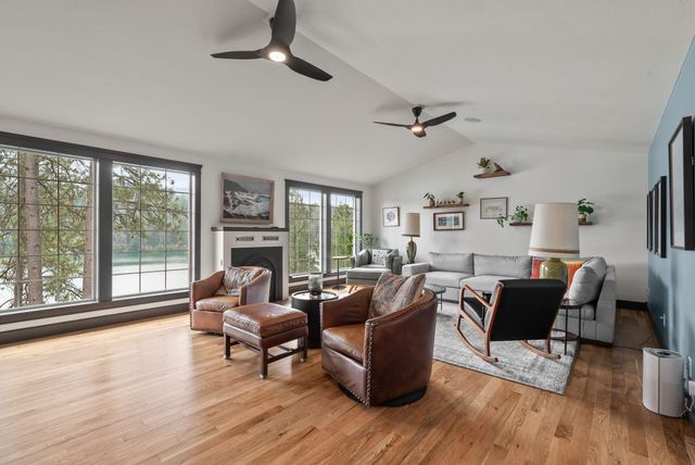314 E Shore Rd, Nine Mile Falls, WA 99026