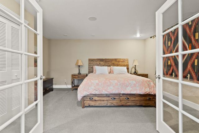 314 E Shore Rd, Nine Mile Falls, WA 99026