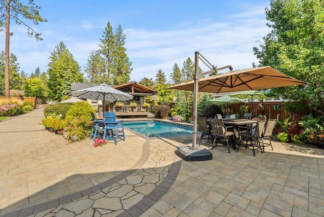 314 E Shore Rd, Nine Mile Falls, WA 99026