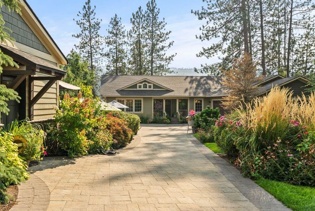 314 E Shore Rd, Nine Mile Falls, WA 99026