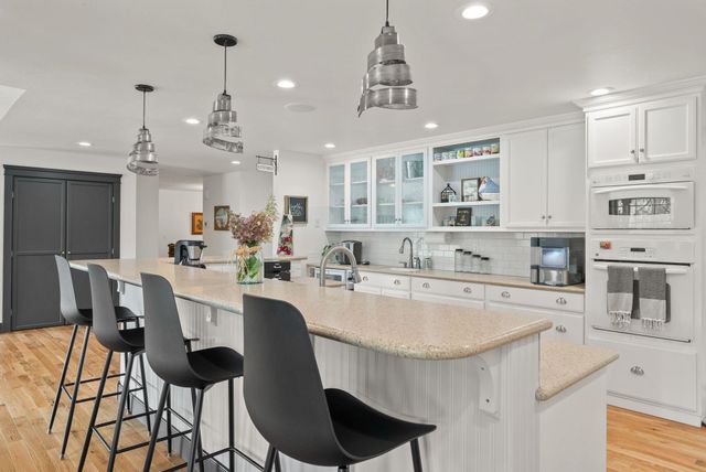 314 E Shore Rd, Nine Mile Falls, WA 99026