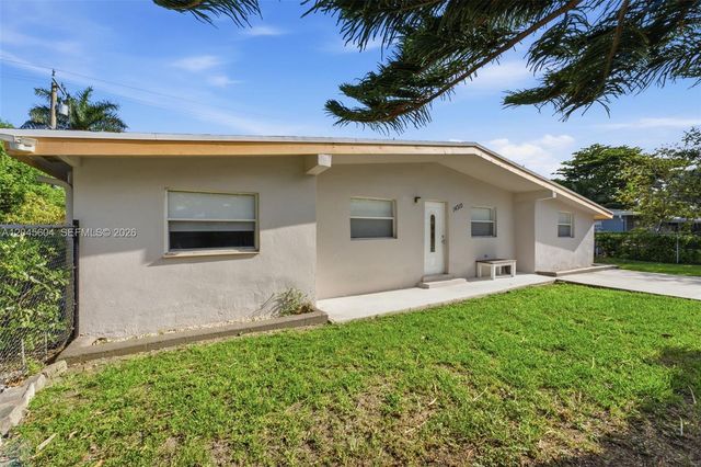 14310 SW 271st Ter, Homestead, FL 33032