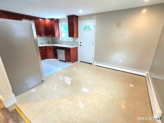 1 Jaybee Drive, Bloomfield, CT 06002
