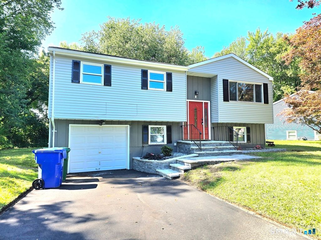 1 Jaybee Drive, Bloomfield, CT 06002