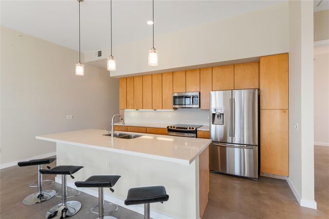 507 Sabine ST 707, Austin, TX 78701