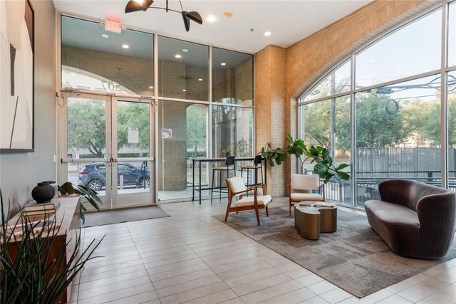 507 Sabine ST 707, Austin, TX 78701