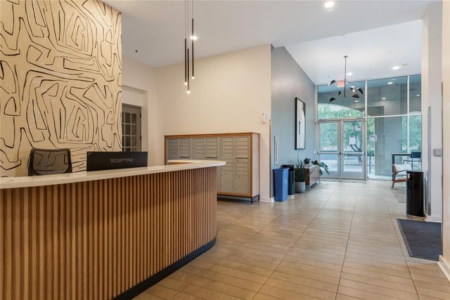 507 Sabine ST 707, Austin, TX 78701