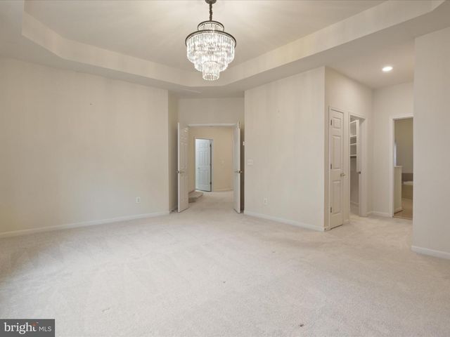 5638 KERTSCHER TER, Centreville, VA 20120