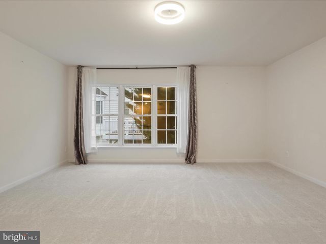 5638 KERTSCHER TER, Centreville, VA 20120