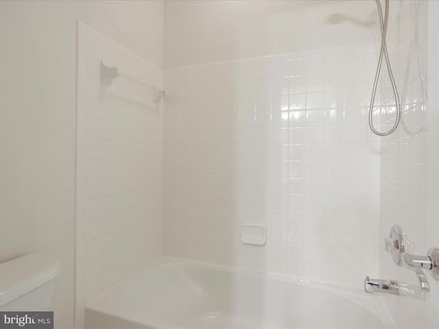 5638 KERTSCHER TER, Centreville, VA 20120