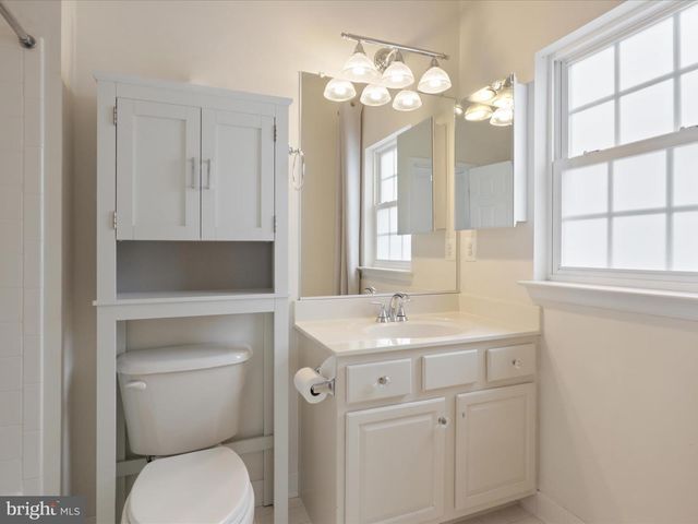 5638 KERTSCHER TER, Centreville, VA 20120