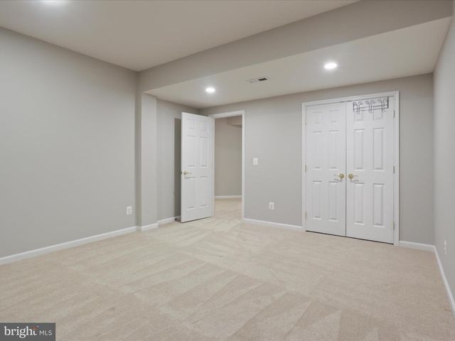 5638 KERTSCHER TER, Centreville, VA 20120