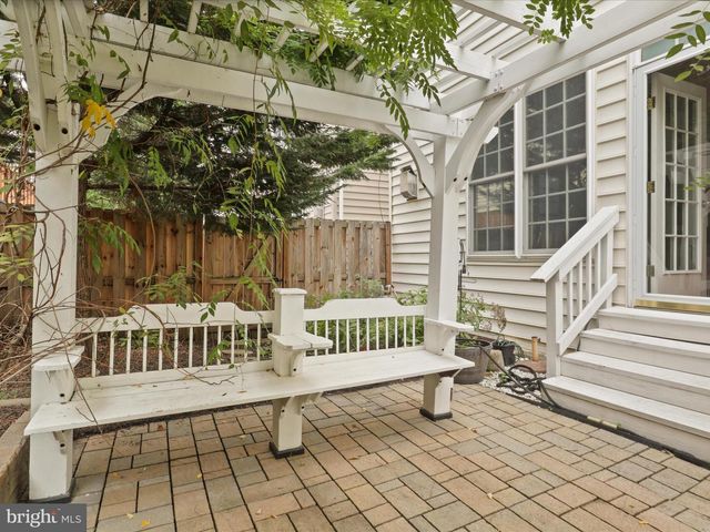 5638 KERTSCHER TER, Centreville, VA 20120