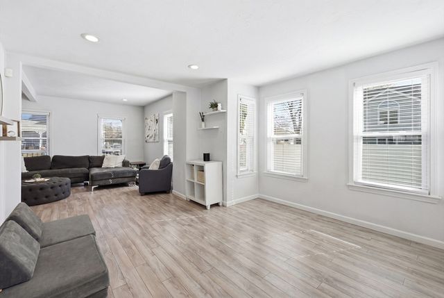 31 Green Street, Hudson, MA 01749