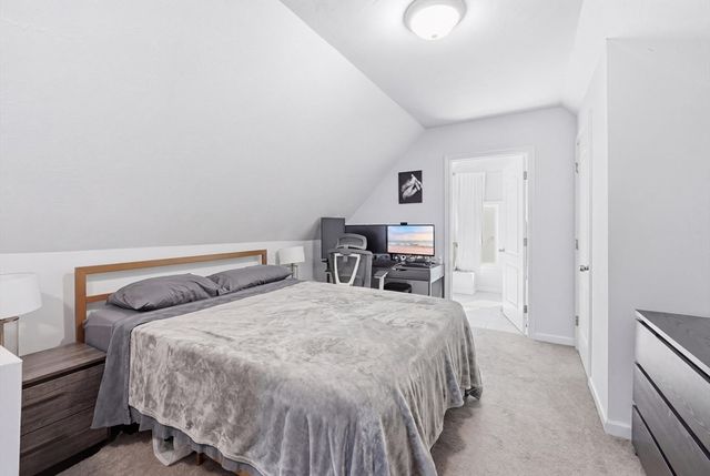 31 Green Street, Hudson, MA 01749