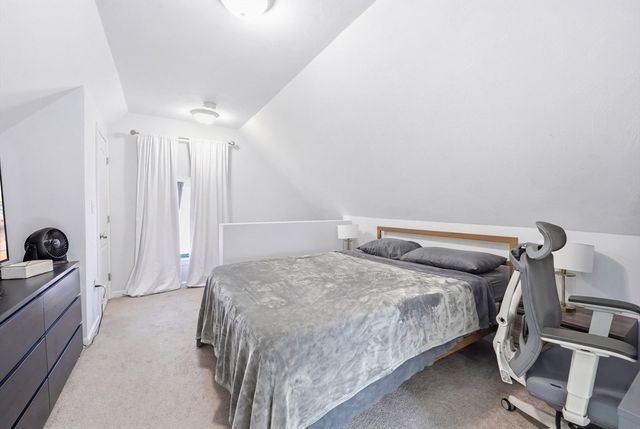 31 Green Street, Hudson, MA 01749