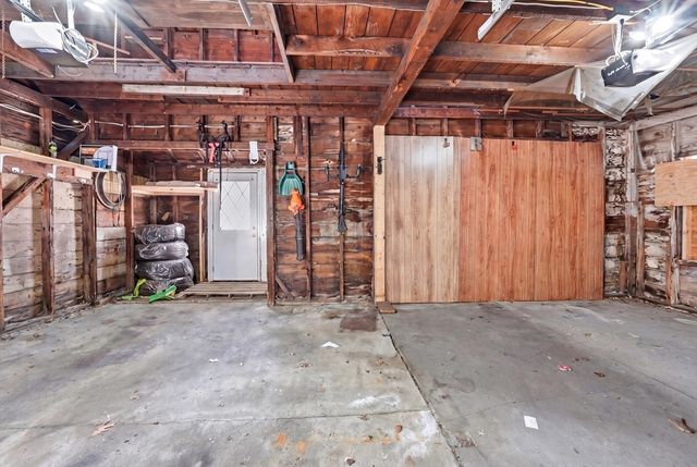 31 Green Street, Hudson, MA 01749