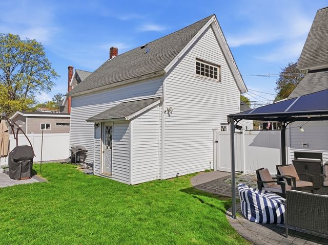 31 Green Street, Hudson, MA 01749