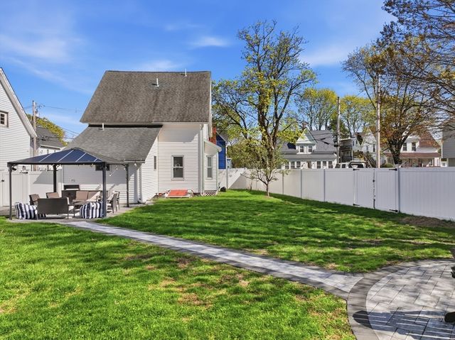 31 Green Street, Hudson, MA 01749