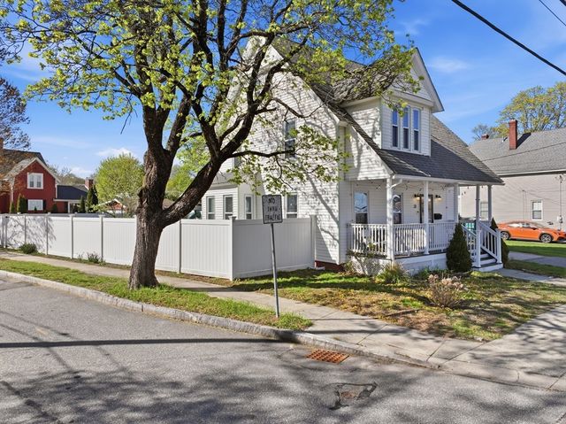 31 Green Street, Hudson, MA 01749