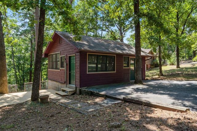 14 Forest Lane, Eureka Springs, AR 72632