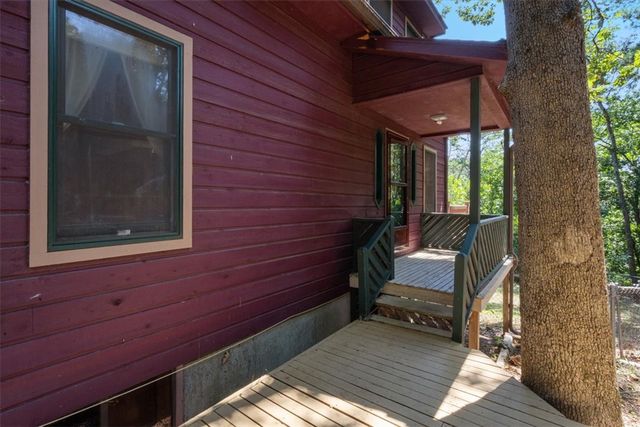 14 Forest Lane, Eureka Springs, AR 72632