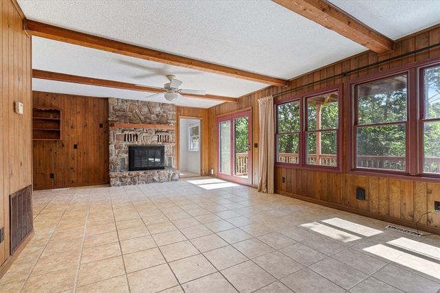 14 Forest Lane, Eureka Springs, AR 72632