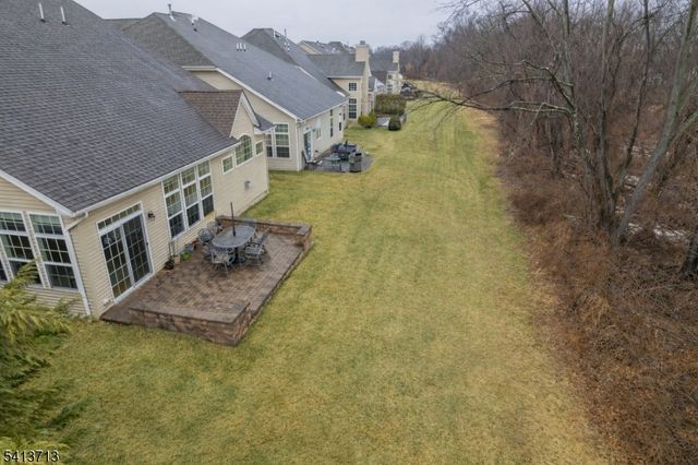 47 Schindler Ct, Franklin Twp., NJ 08873