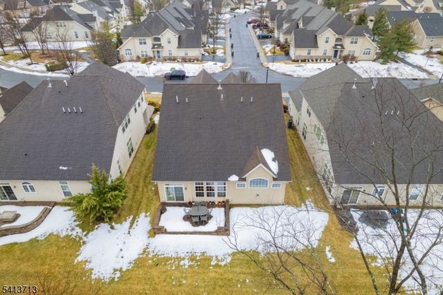 47 Schindler Ct, Franklin Twp., NJ 08873