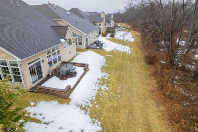 47 Schindler Ct, Franklin Twp., NJ 08873