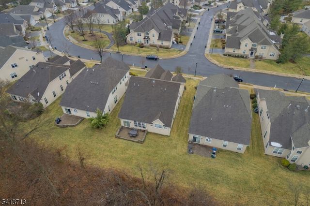 47 Schindler Ct, Franklin Twp., NJ 08873