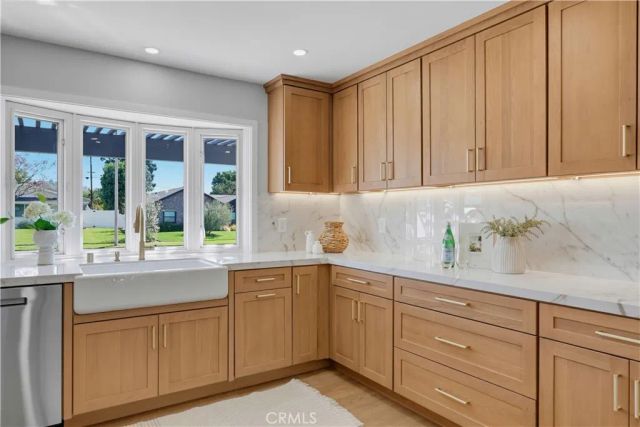 13851 Gimbert, North Tustin, CA 92705