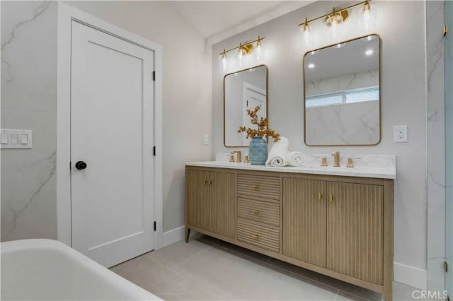 13851 Gimbert, North Tustin, CA 92705