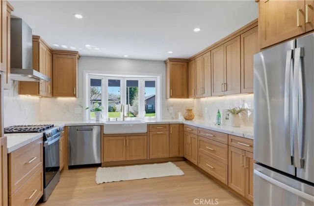 13851 Gimbert, North Tustin, CA 92705