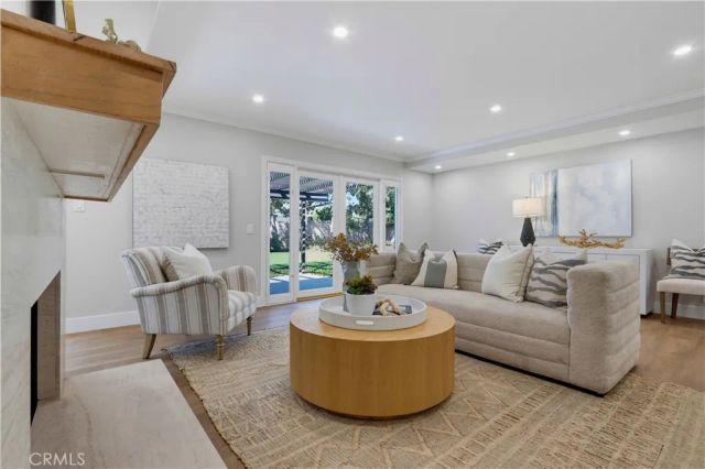 13851 Gimbert, North Tustin, CA 92705
