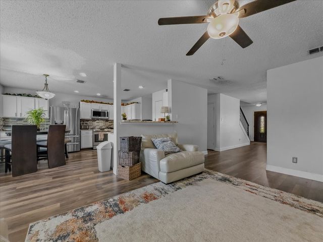 3107 Teodoro Drive, Grand Prairie, TX 75052