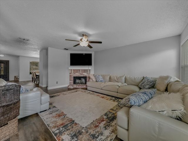 3107 Teodoro Drive, Grand Prairie, TX 75052